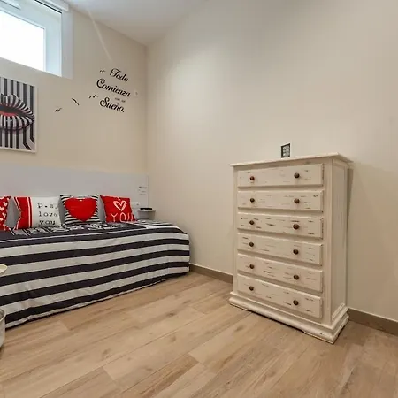La Serna Wi-fi Apartment *
