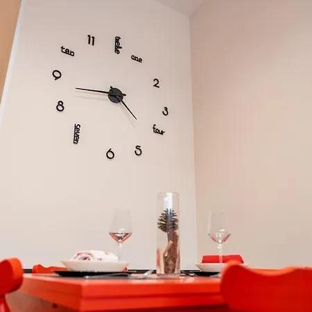 La Serna Wi-fi Apartment